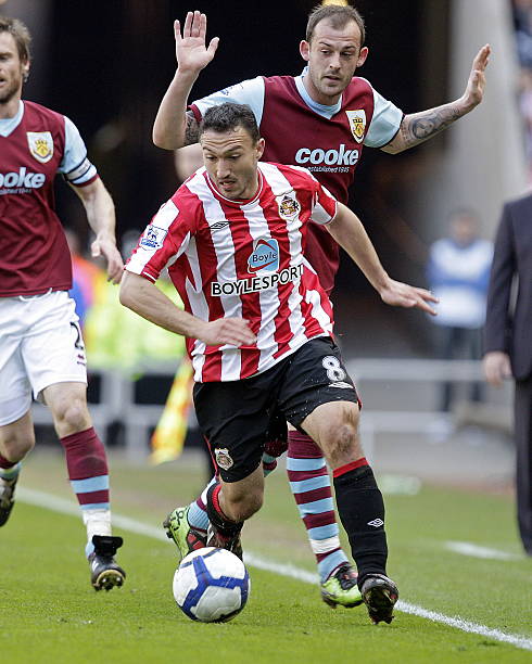 三方共建显 三方共建显